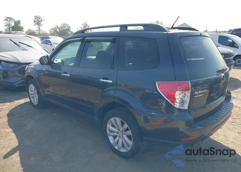 2011 Subaru Forester 2.5X Premium z USA, uszkodzony, nr VIN JF2SHADC2BH701690